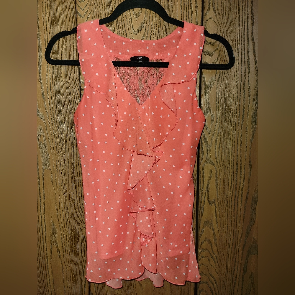 XS sleeveless blouse